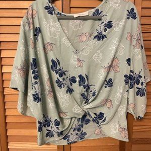 NEW Womens Saints & Hearts sage, navy, pink, white, floral kimono top S